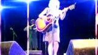 Sarah Harmer I&#39;ma Mountain HIllside 06