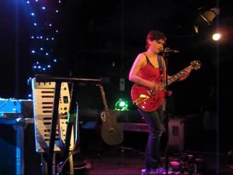 Kaki king - Lovestoned live UK Camden 13/07/10