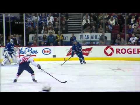 0:1 Goal Maxim Lapierre (Capitals & Canucks) October 29, 2011