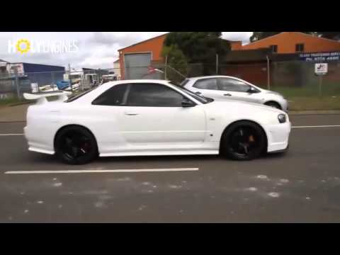 Nissan Skyline R34 GT-R ACCELERATION ! ITS CRAZY !!