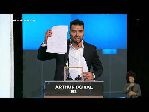 Arthur Do Val questiona Celso Russomanno sobre apoio político