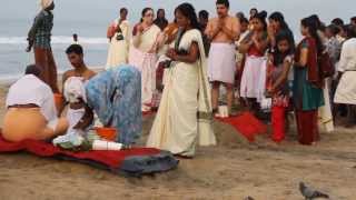 preview picture of video '7D India 8670 Hindu Beach, Varkala, Varkala, Kerala, India'