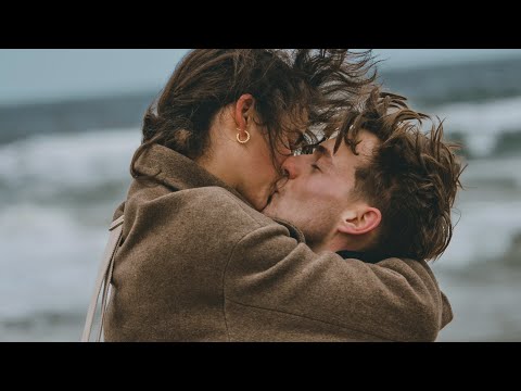 Nickless - Julia? (Official Video)