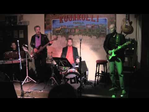 01 Bounce the Rump Club - Water Melon Man (Kujakolli 22.9.2012)
