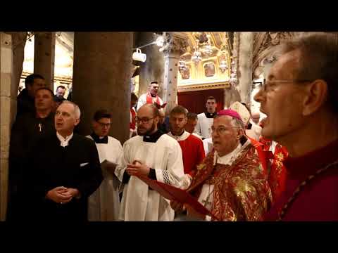 Split: Otvaranjem moćnika sv. Duje u katedrali započela proslava blagdana sv. Dujma