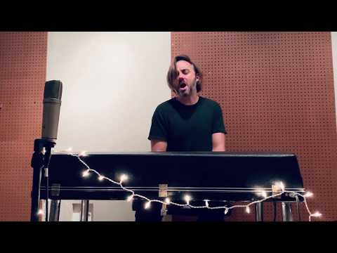 Stevie Redstone - Man of the Universe (Teskey Brothers Cover)
Stevie Redstone - Man of the Universe (Teskey Brothers Cover)