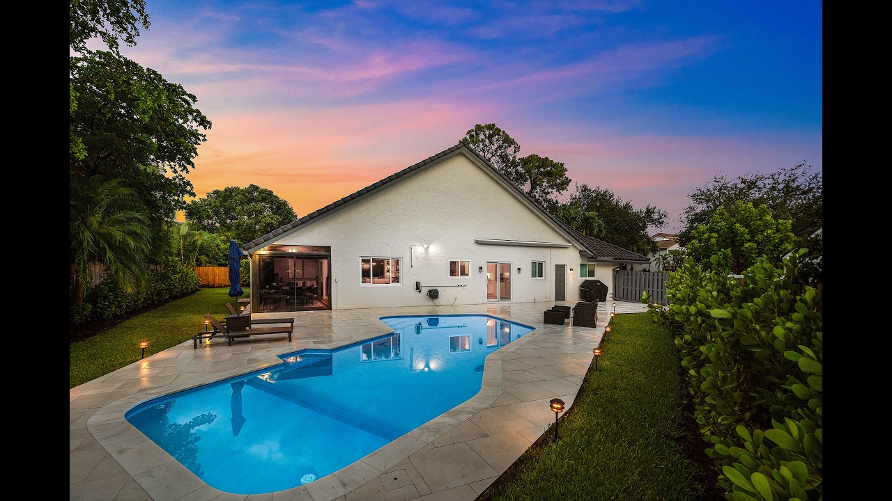 Luxury Renovated Pool Home in Colonnade Boca Raton | Open House Tour