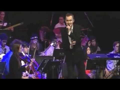 A FOOL BUT BETTER | Berklee Performance Center | Johannes Flecker (Songwriter, Performer, Arranger)