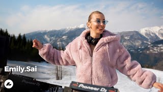 Emily.Sai DJ set