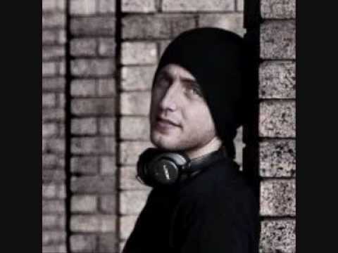 Warren Fuller Vs 50 - Have A Baby By Me (Get A Flat For Free).wmv