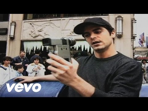 Samuele Bersani - Coccodrilli (Official Video)