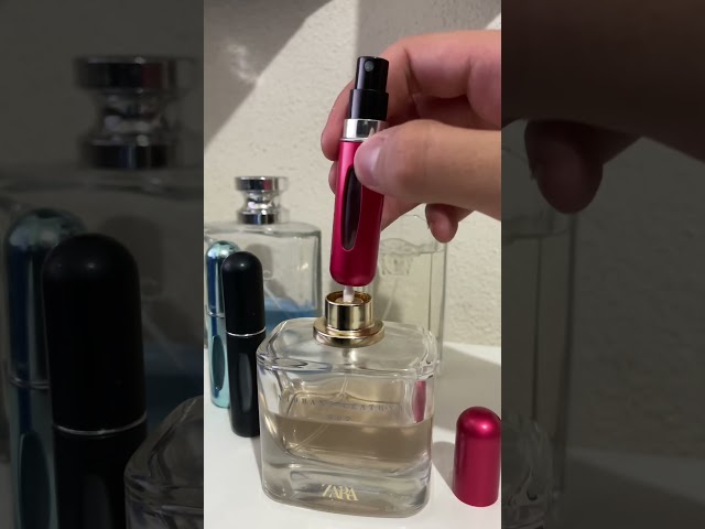 Vídeo relacionado con Kit Viaje Avion Botes De víaje Rellenables 90ml + Atomizador Perfume Recargable 5Ml Apto para el Avion Botes para Gel y Champu Imprescindible Gadgets Viaje Avión