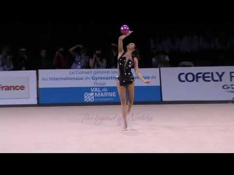 Yulia SINITSYNA (RUS) ball - 2015 Thiais EF