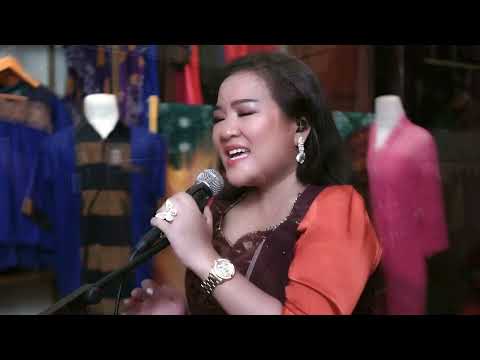 Averiana Barus - Jambe La Ertangke (Official Live Record)
