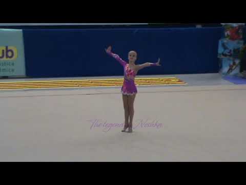 Maria EENSOO free hands - 2012 Vitry Cup *alevin*