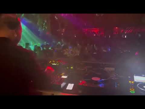 Idriss D at Space Miami plays Mario Daic Everywhere You Go Edit 12.02.2022