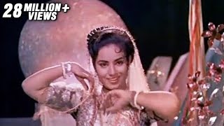 Hansta Hua Noorani Chehra Lyrics - Parasmani