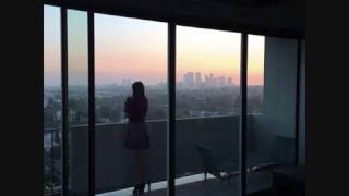 hold your hand dum dum girls