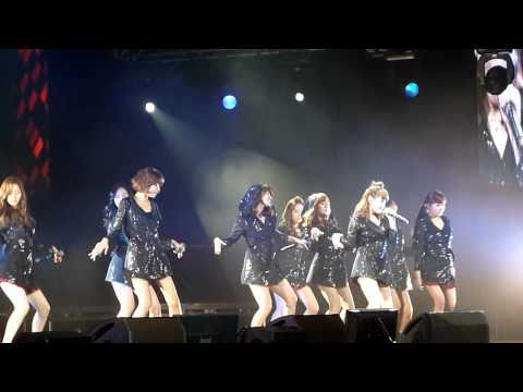 [fancam] 100904 Girl's Generation SNSD - Run Devil Run [SMTOWN LIVE 2010 in LA]