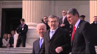 Raw: Stroke-stricken Sen. Climbs Capitol Steps