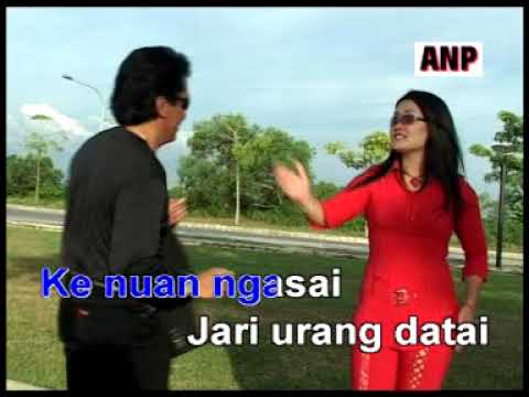 Lily Stephen - Bujang Sengapa Rembang (Official Music Video)