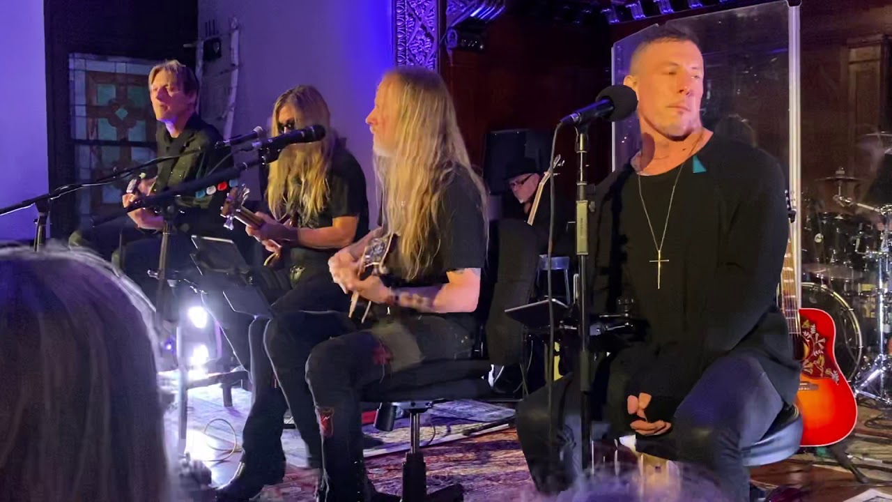 Jerry Cantrell - No Excuses (Alice In Chains), 12/07/2019, Pico Union Project, Los Angeles, CA - YouTube