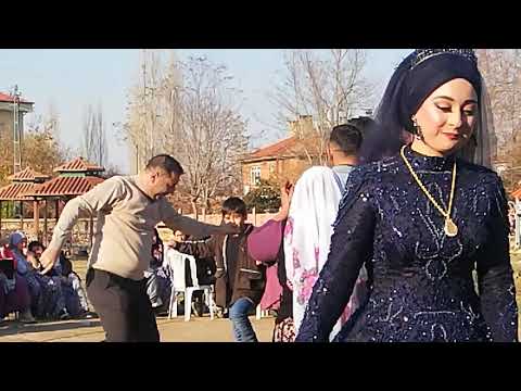 Köroğlu MÜZİSYEN ÖZLEM ÖKTEN AKŞEHİR Çakıllar köyü mahallesi Mevlüt & Ela Zeylan çiftinin nişanı
