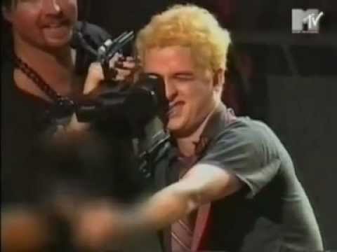 download lagu mp3 mp4 Green Day Concert Chicago, download lagu Green Day Concert Chicago gratis, unduh video klip Green Day Concert Chicago