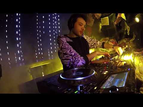 Kevin Di Serna @ The Bow