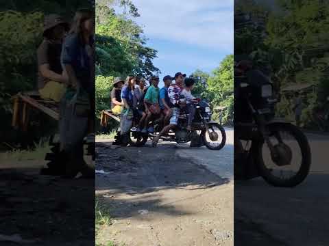 Grabe lupit ng motor cycle nila pinahaba para maraming makasakay/#viralvideo