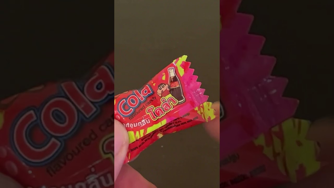 Crayon Shin-chan Cola Candy from Thailand 🇹🇭 #Shorts #クレヨンしんちゃん