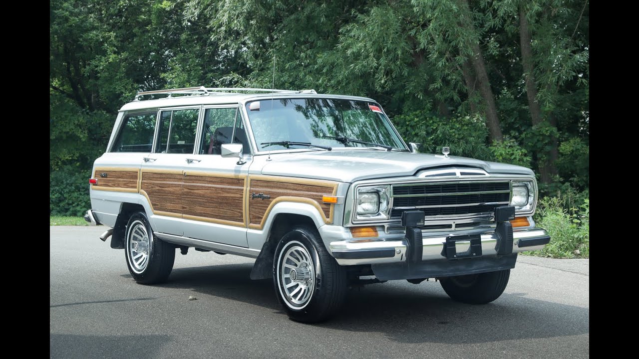 1990 Jeep Grand Wagoneer Test Drive