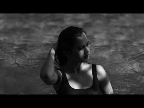 Ampablasskev - US (Official Music Video)