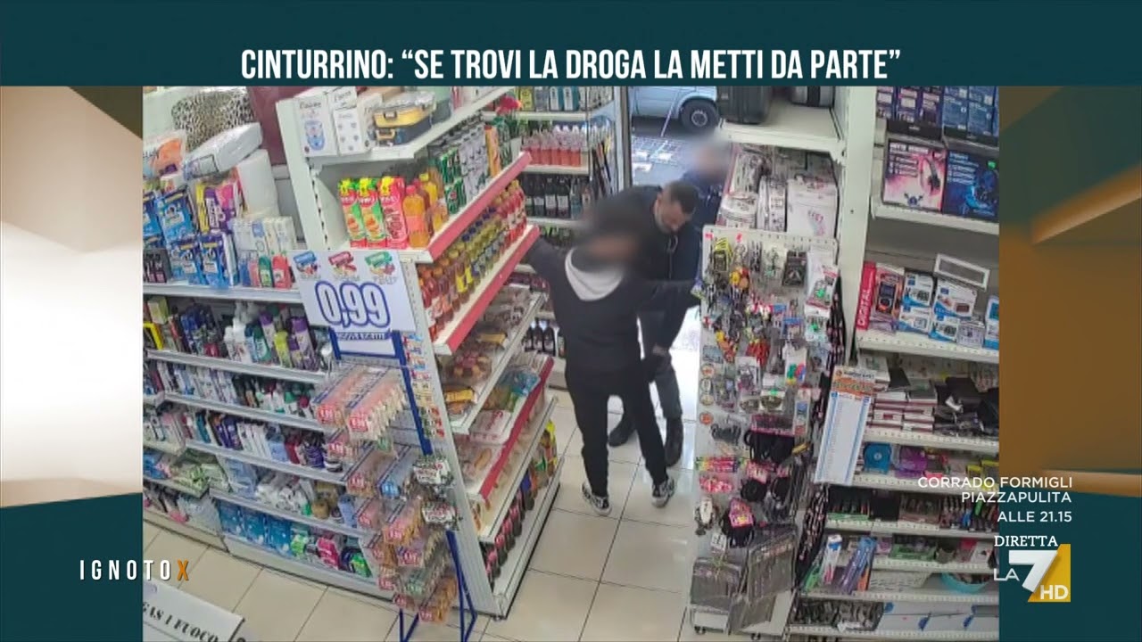 Rogoredo, Cinturrino in un filmato chiede la droga al negoziante: "Se la trovi mettila da ...