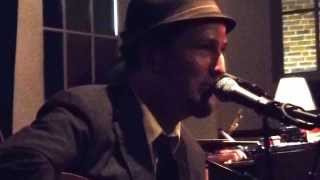 Peter Mulvey and the Crumbling Beauties - &quot;Downtown Train&quot; (Tom Waits)