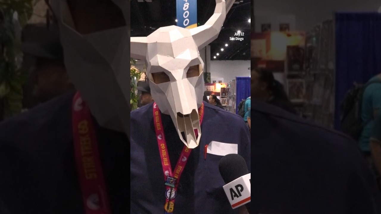 Video: Fans celebrate post-pandemic return at San Diego Comic-Con 2026 opening