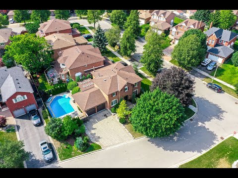20 Burrows Court, Brampton Home for Sale - Real Estate Properties for Sale