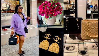 WEELKY VLOG- SHOPPING AT CHANEL, TRADER JOE&#39;S HAUL ,FLOWERS NEW SKIN CARE