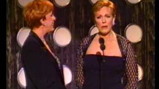 Julie Andrews and Carol Burnett at the 1999 Tonys