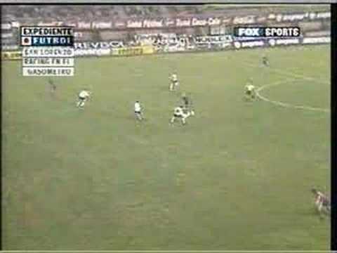 Golazo de Abreu a Blanquiceleste