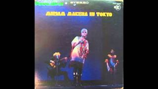 Miriam Makeba - Amampondo (1968) [live]