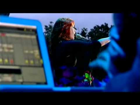 Florence & the Machine Heavy In Your Arms V Festival 2010