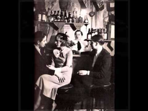 Edith Piaf - Mon coeur est au coin d'une rue 1937