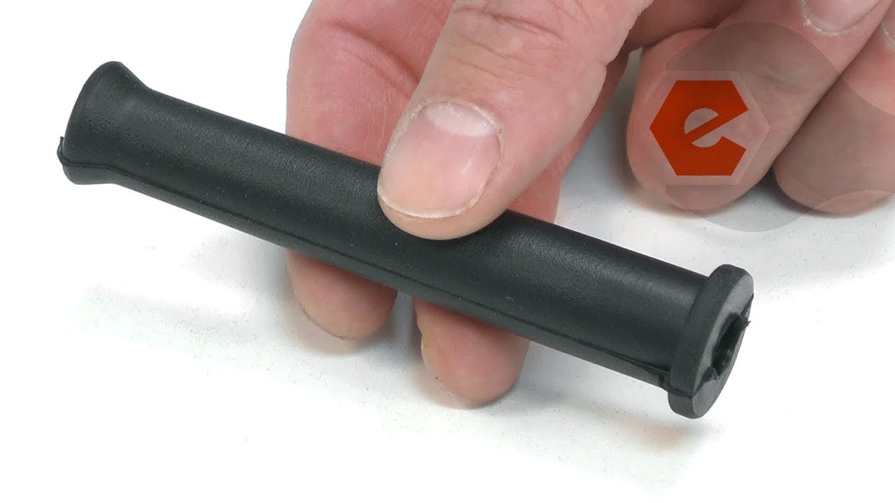 Replacing your DeWALT Hammer Cord Protector