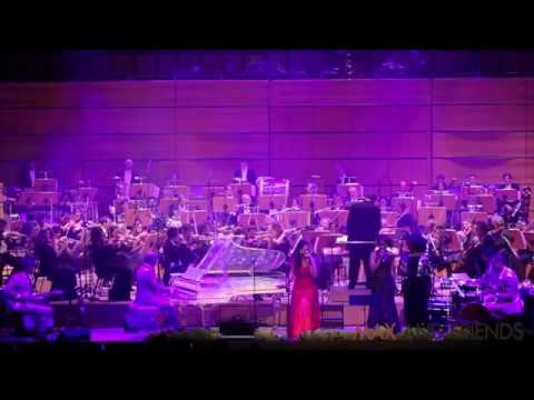 "License To Kill", MAX AND FRIENDS & das Philharmonische Orchester der Hansestadt Lübeck