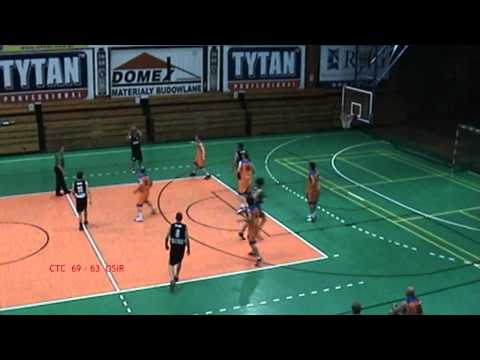 Liga Okręgowa Koszykówki 2010/2011 - 3 mecz o 3 miejsce  CTC AZS Polit.Cz-wa - OSiR K-ck 4 kwarta