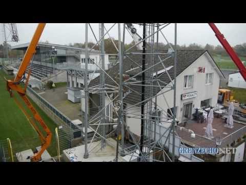AS Eupen - Letzter Flutlichtmast am Kehrweg-Stadion installiert
