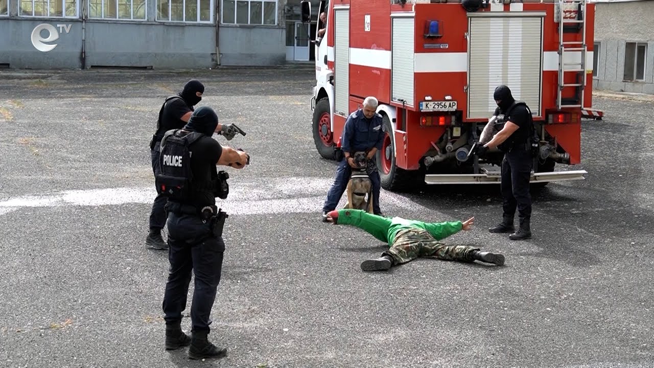 В Кърджали се проведе демонстрация за реагиране при бедствие в училище