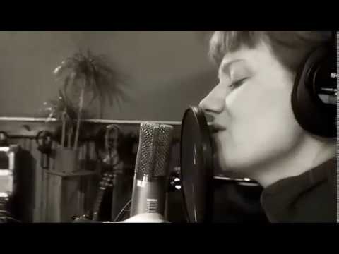 Lovers Electric - Beating Like a Drum