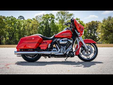 2017 Harley-Davidson® Street Glide® Special FLHXS